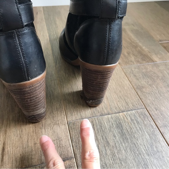 Cute Timberland Black Boots with Heel - Women’s Size 7 / 38 EU - Picture 12 of 14